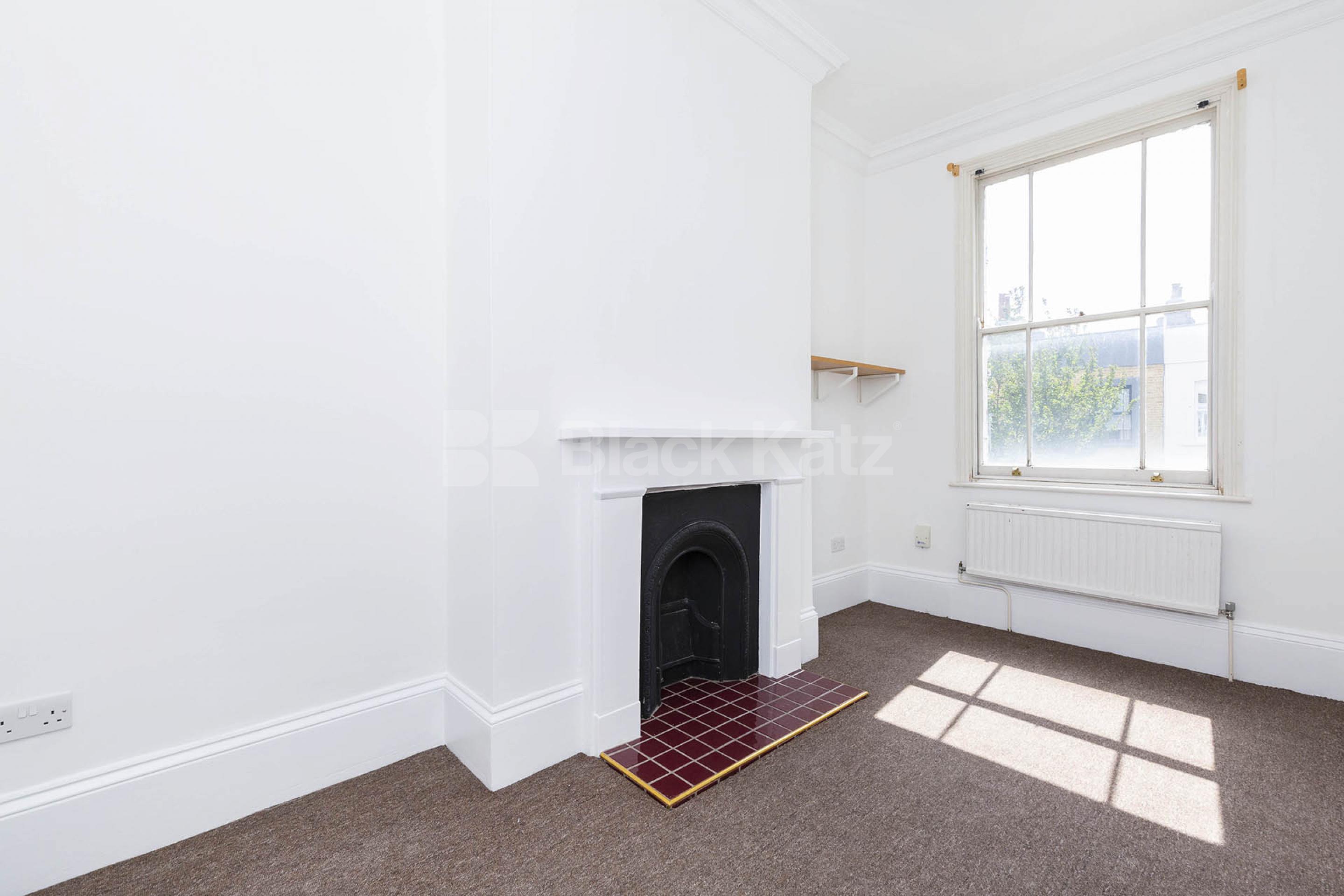modern kitchen and bathroom wood floors walking distance to ucl avail 1/9/24 Hampstead Road, Camden / Euston NW1